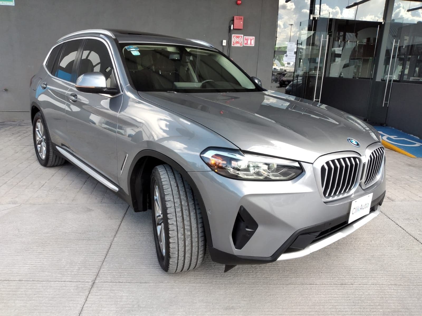 X3 SAV 2023 XDRIVE30E HIBRIDO CONECTABLE en promoción de aniversario Autocom