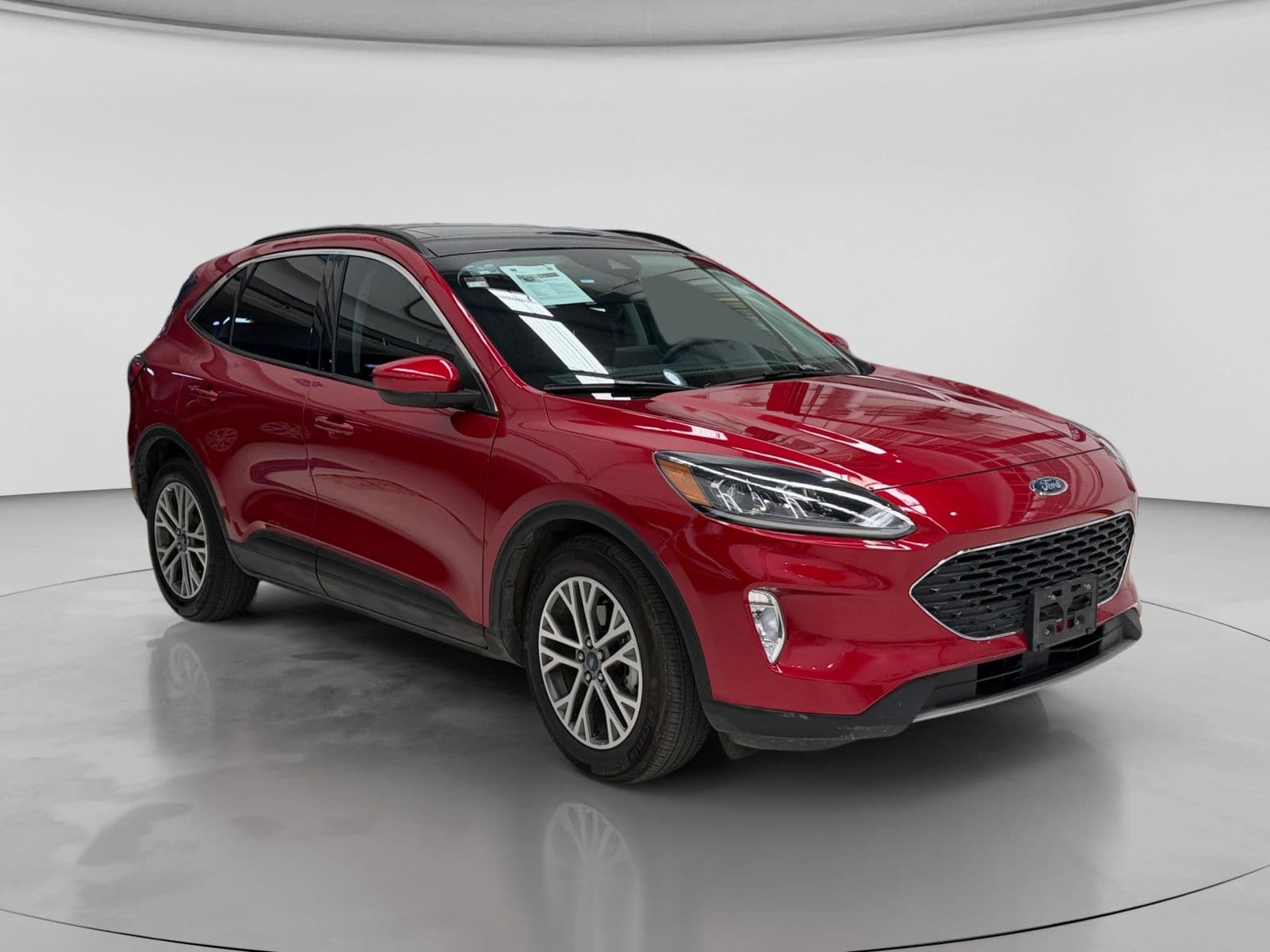 Escape SEL HEV 2022 ESCAPE SEL HEV en promoción de aniversario Autocom